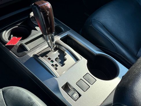 Used 2016 Toyota 4Runner Limited image 21