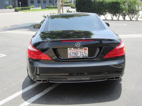 Used 2013 Mercedes-Benz SL 550 image 5