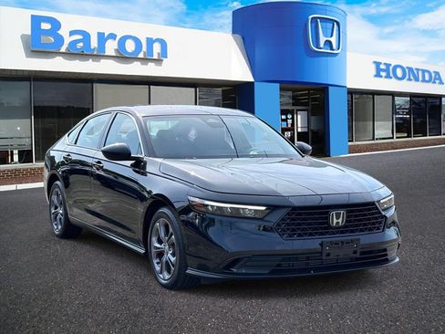 Used 2023 Honda Accord EX image 1