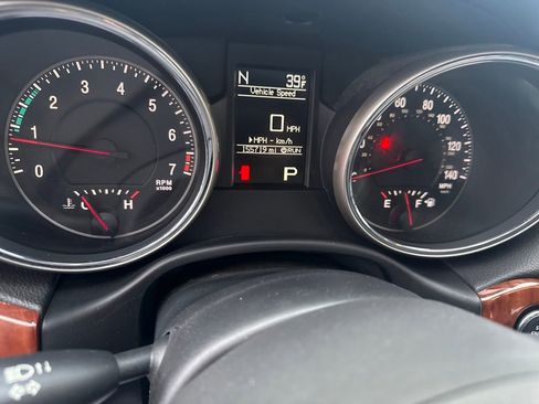 Used 2012 Jeep Grand Cherokee Limited image 20