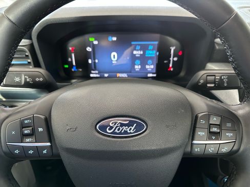 Certified 2025 Ford Maverick XLT w/ XLT Luxury Package FWD image 28