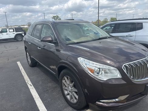 Used 2017 Buick Enclave Leather AWD/4WD image 4