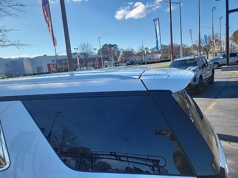 Used 2023 Chevrolet Tahoe LT AWD/4WD image 15
