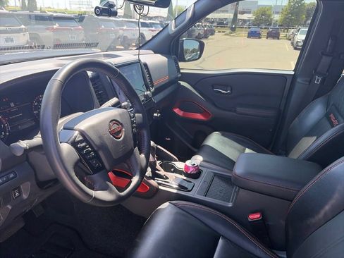 Used 2024 Nissan Frontier PRO-4X w/ Pro Premium Package AWD/4WD image 4