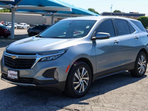 Used 2024 Chevrolet Equinox LT FWD image 27