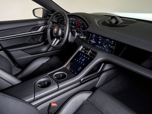 New 2026 Porsche Taycan 4 Cross Turismo AWD/4WD image 14