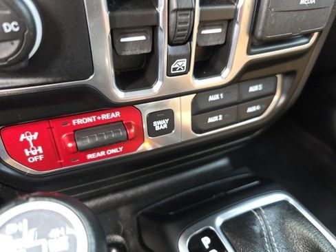 Used 2023 Jeep Wrangler Unlimited Rubicon 4xe w/ Safety Group image 28