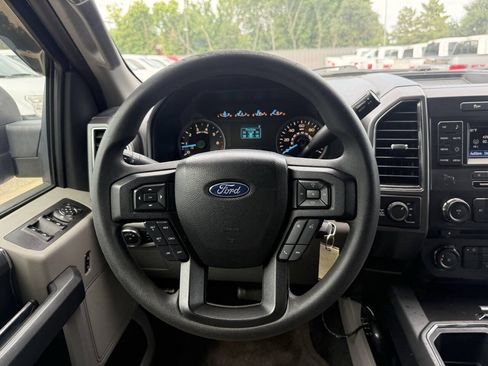 Used 2017 Ford F150 XLT AWD/4WD image 22