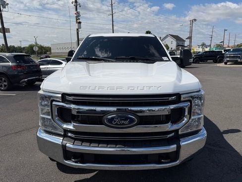 Used 2021 Ford F250 XLT AWD/4WD image 2