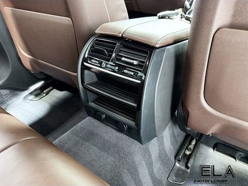 Used 2018 BMW 540i image 28