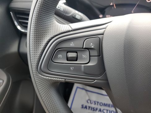 New 2025 Buick Envista Preferred image 21