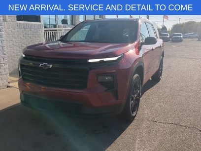 Used 2025 Chevrolet Traverse LT w/ Midnight/Sport Edition