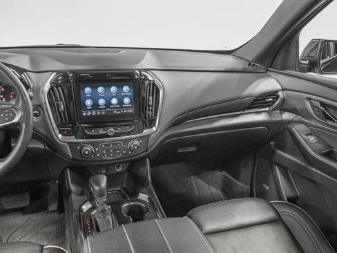 Used 2023 Chevrolet Traverse Premier w/ Redline Edition image 31