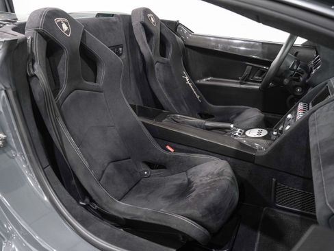 Used 2012 Lamborghini Gallardo LP 570-4 Performante AWD/4WD image 15