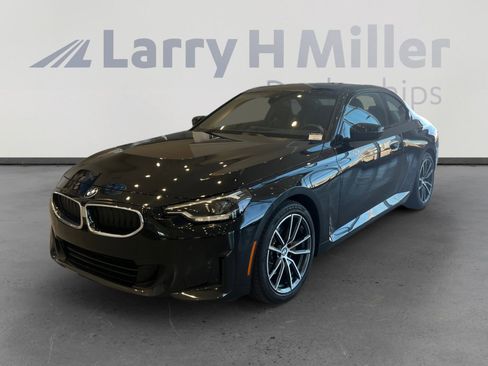 Used 2024 BMW 230i xDrive 230i xDrive w/ Convenience Package image 1