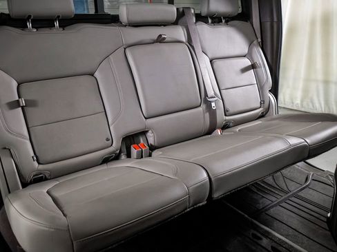 Used 2021 Chevrolet Silverado 2500 LTZ w/ LTZ Texas Edition image 32