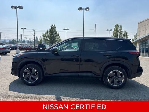 Certified 2025 Nissan Rogue SV AWD/4WD image 12
