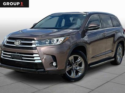 Used 2019 Toyota Highlander Limited Platinum