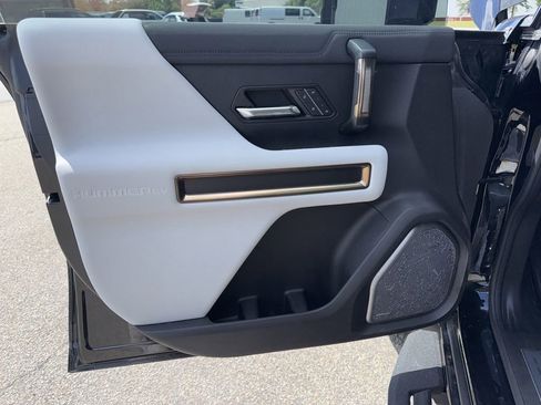 Used 2024 GMC Hummer EV 3X AWD/4WD image 27