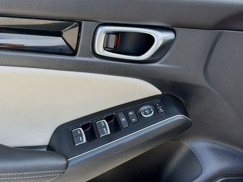 Used 2022 Honda Civic Sport Touring image 17
