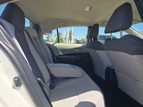 Used 2021 Toyota Corolla LE w/ Carpet Mat Package (TMS) FWD image 12