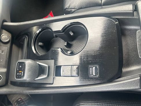 Certified 2023 Nissan Rogue SV image 14