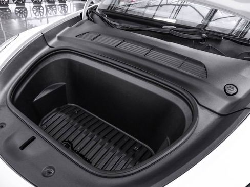 Used 2023 Tesla Model Y Long Range image 52