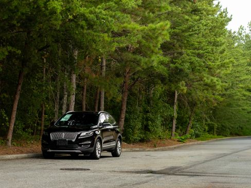 Used 2019 Lincoln MKC Select w/ Select Plus Package image 42