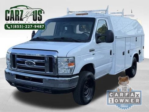 Used 2016 Ford E-350 and Econoline 350 Super Duty w/ Power Windows & Locks Group image 1
