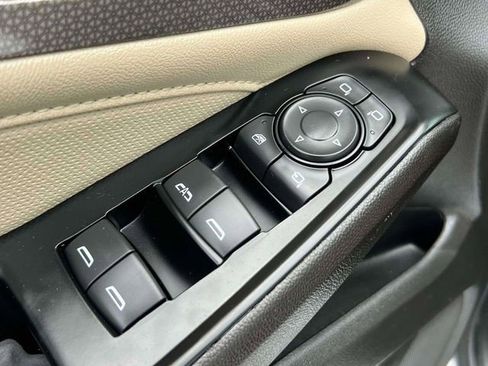 Certified 2023 Chevrolet Traverse Premier AWD/4WD image 21
