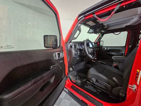 Used 2024 Jeep Wrangler Unlimited Rubicon 4xe w/ Convenience Group image 21