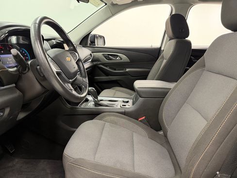 Used 2020 Chevrolet Traverse LT AWD/4WD image 4