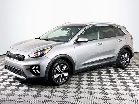 Used 2022 Kia Niro LXS image 4