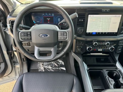 New 2025 Ford F350 Lariat w/ Lariat Ultimate Package image 10