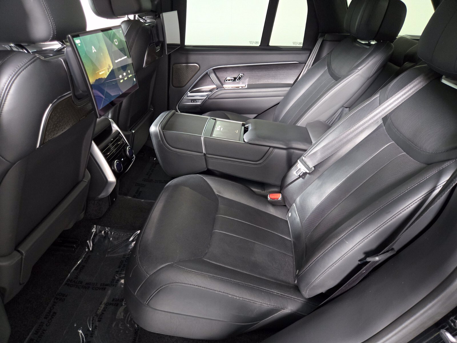 Used 2022 Land Rover Range Rover First Edition AWD/4WD image 5
