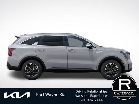 New 2026 Kia Sorento S FWD image 9