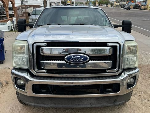 Used 2011 Ford F350 Lariat w/ Lariat Ultimate Pkg AWD/4WD image 4