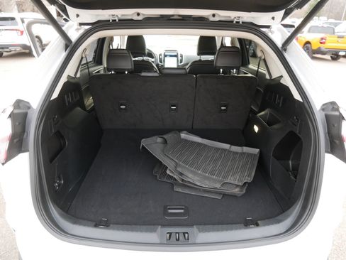 Certified 2023 Ford Edge SEL w/ Convenience Package image 18