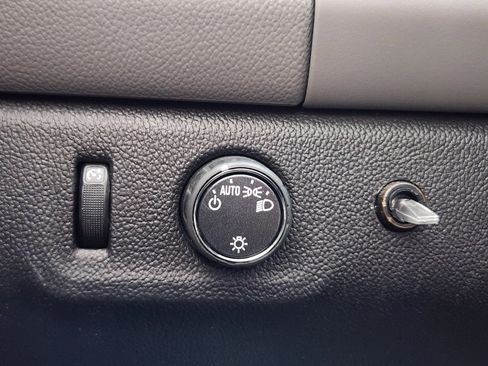 Used 2015 Chevrolet Colorado W/T image 27