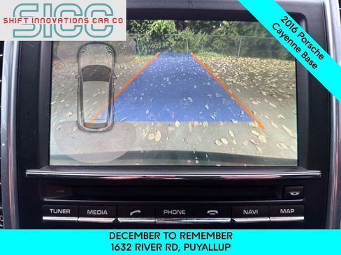 Used 2016 Porsche Cayenne image 17