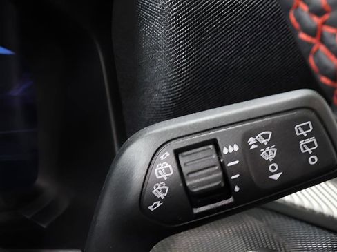 Used 2025 Ford Explorer ST AWD/4WD image 19