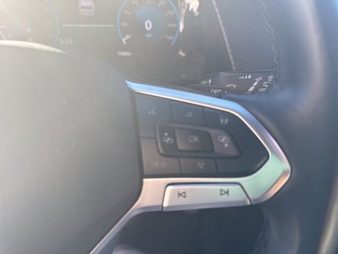 Certified 2024 Volkswagen Atlas Cross Sport SEL Premium R-Line image 21