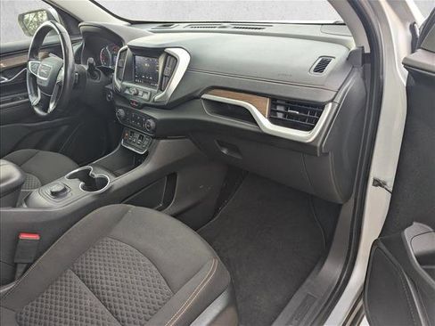 Used 2020 GMC Terrain SLE image 19