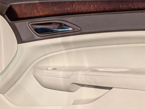 Used 2011 Cadillac SRX Performance image 29