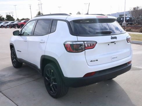 New 2026 Jeep Compass Latitude image 22