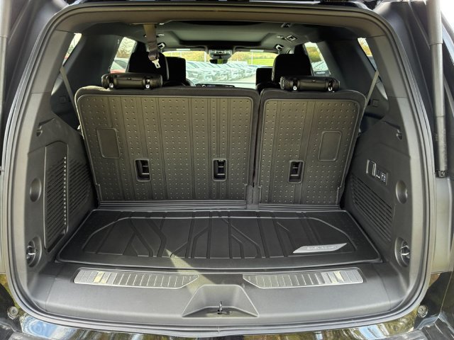 New 2027 Chevrolet Tahoe High Country AWD/4WD image 16
