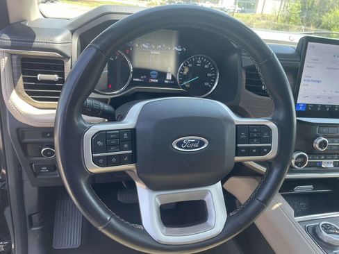 Used 2024 Ford Expedition Max Limited RWD image 18