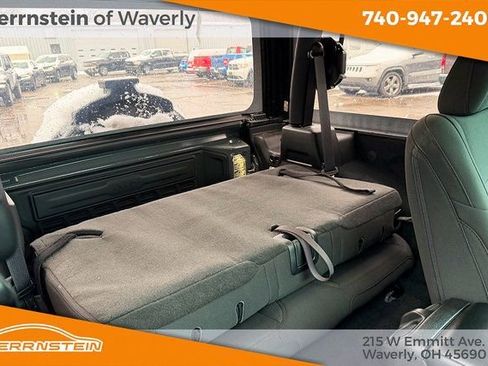 Used 2023 Jeep Wrangler Sport S image 17