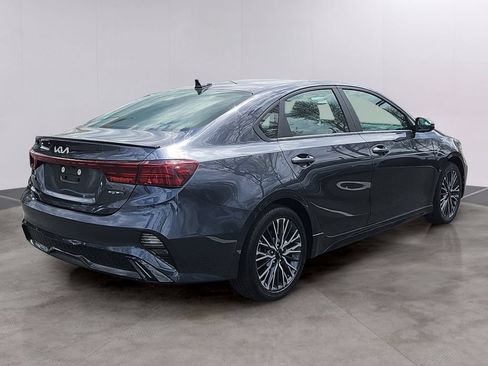 Used 2023 Kia Forte GT-Line w/ GT-Line Technology Package FWD image 4