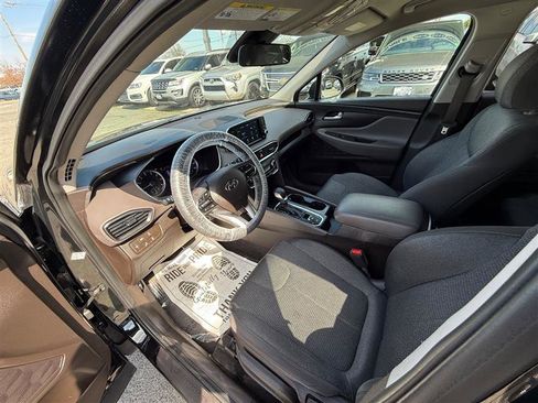 Used 2019 Hyundai Santa Fe SE image 17